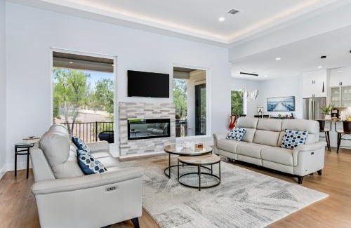 Horseshoe Bay West Casa | The Desert Rose