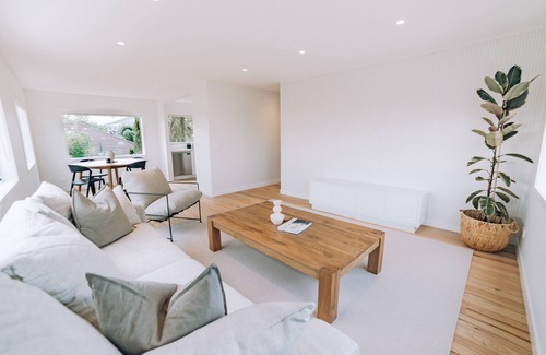 Narrow Neck Apartamento | The Devonport Retreat