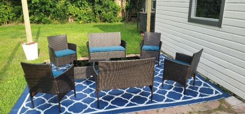 Foster Place Casa | The Dewberry