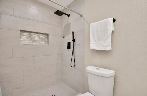 Foster Place Casa | The Dewberry