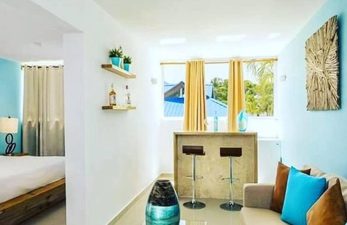 Villas Ana Maria Hotel | The Diamond Suites at Ahnvee