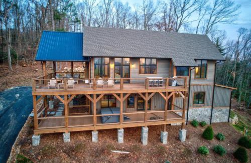 Elk Park Casa | The Dire Wolf at Eagles Nest