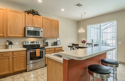 Kissimmee Villa | El Disney PCGA una casa de la piscina - NOVIEMBRE tarifa especial (más de 40 comentarios de huéspedes)