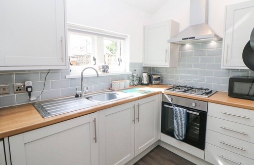 Hope Valley Casa | El dispensario, Bradwell