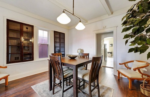 Tower Grove East Casa | The Dobbs Manor (3-Bedroom) by RedAwning