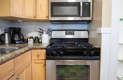 Regina Casa | The Dog House - Ultimate Dog Friendly Stay!