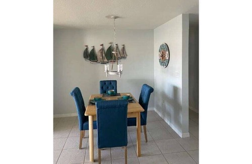Edgewater Casa | The Dolphin: Tranquil Waterfront Home- near Beach