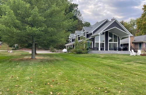 Vandalia Casa | The Donnell Lake Retreat with Private Dock