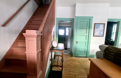 Cavendish Casa | The Dorothy- Fun and Funky-10 minutes from Okemo