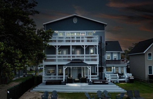Sylvan Beach Condominio | "The Double Decker" Oneida Lake House - Condo 2 Internal name: Condo 2 - Sleeps 10