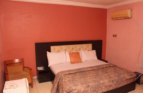 Utako Hotel | The Dove Resort