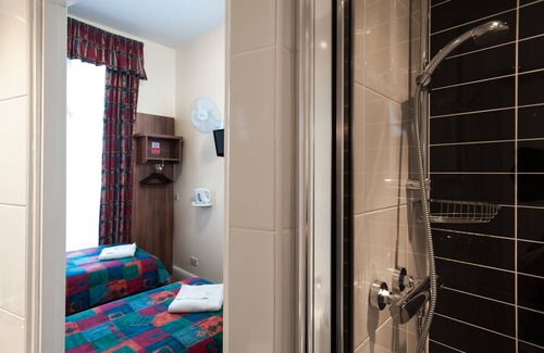 Warwick Casa | The Dover