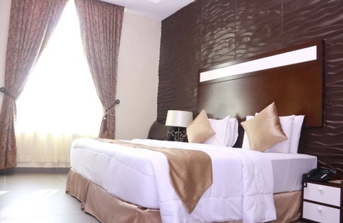 Ikeja Hotel | The Dover Hotel Ikeja