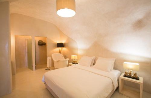 Oia Hotel | The Dream Santorini