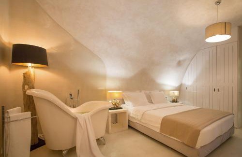 Oia Hotel | The Dream Santorini