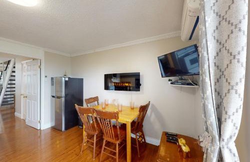 Wasaga Beach Apartamento | The Driftwood Deck 5B