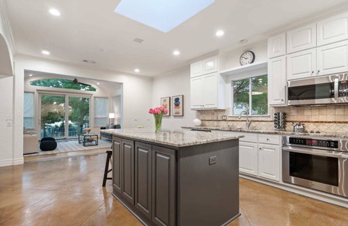 Horseshoe Bay West Casa | The Driftwood Retreat | Concierge Services