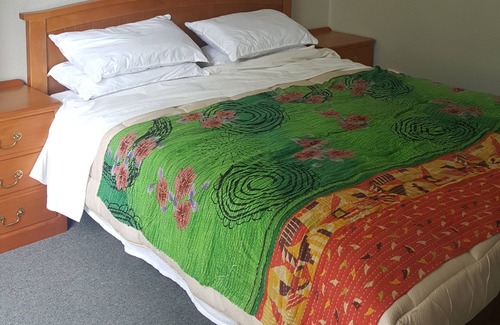 Gisborne Cabaña | The Drovers Cottage - Pet Friendly near Gisborne