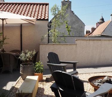 Airth Cama Y Desayuno | The Dundonald Guesthouse & Cottage