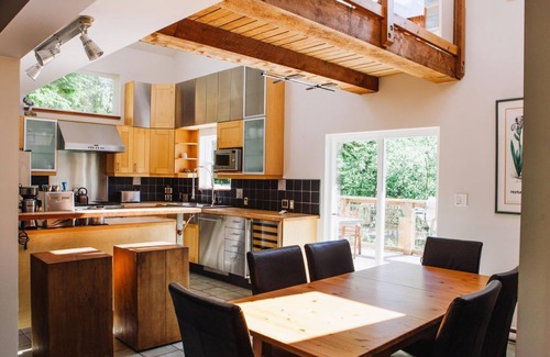 Tofino Casa | The Dunes House at Chesterman Beach, Tofino B.C.