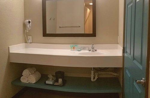 Ann Acres Hotel | The Dunes Rehoboth Beach
