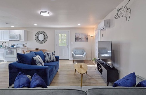 Dunlap Apartamento | The Dunlap Escape | Spacious 2BD Home