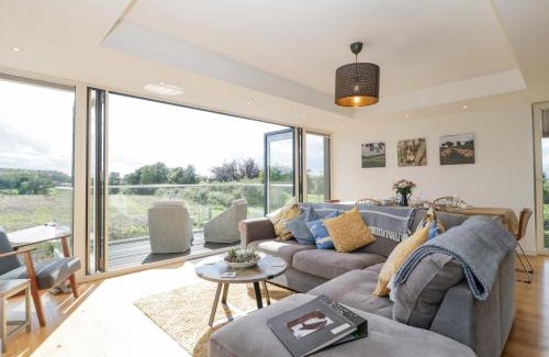 Leominster Casa | The Dutch Barn