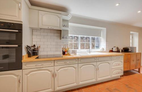 Snettisham Casa | The Dutch House