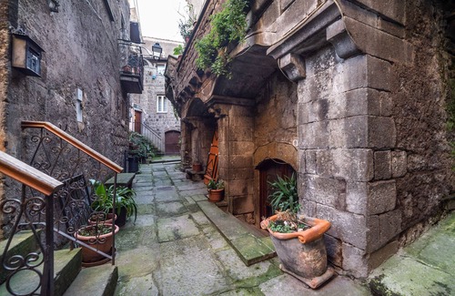 Vitorchiano Apartamento | The Dwelling in the Village