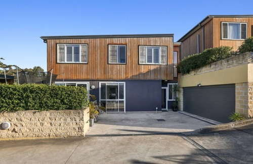 Dee Why Casa | The Eagles Nest - Great Position