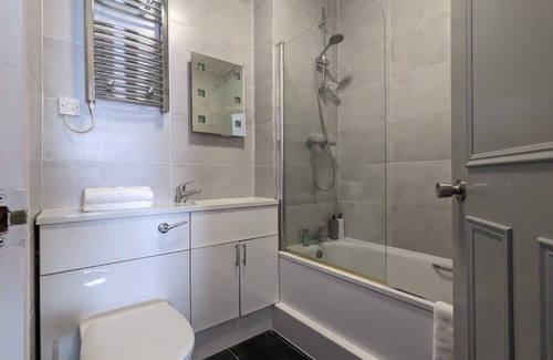 Cambridge Casa | The Earl of Derby - Inn