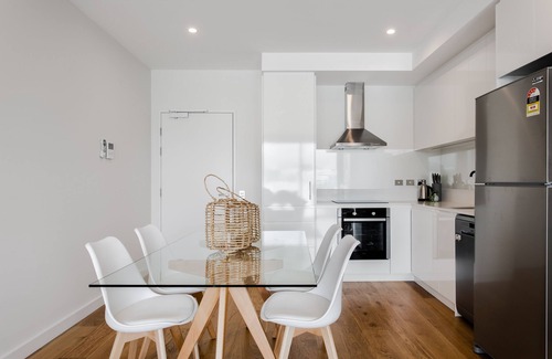 Adelaide Central Business District Apartamento | The East End Apartments by Urban Rest