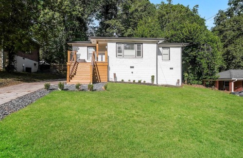 Candler-McAfee Casa | The East Lake Escape
