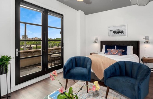 Fayetteville Apartamento | The East View - Overlooks Downtown - Steps to Dickson