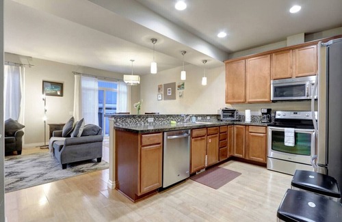 DeBarr Vista Casa | The Eastside Townhome Of Ophir