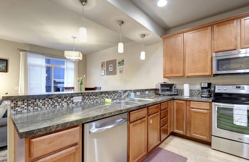 DeBarr Vista Casa | The Eastside Townhome Of Ophir