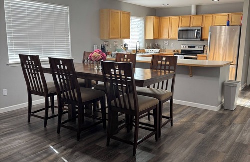 Ellensburg Casa | The Eburg Haven