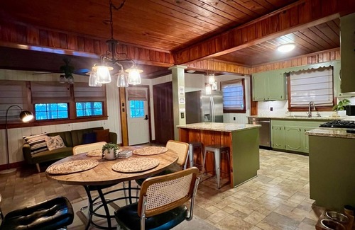 Hattiesburg Casa | The Eclectic Cottage! 3-bedroom house in charming Hattiesburg