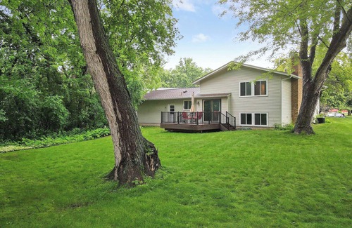 Eden Prairie Casa | The Eden Escape - peaceful retreat in the suburbs