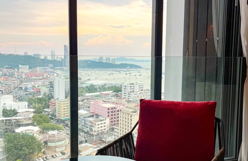 Pattaya Bay Apartamento | The Edge central pattaya