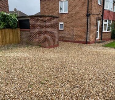 Grimsby Apartamento | The Edge in Scartho, with Parking for Vans