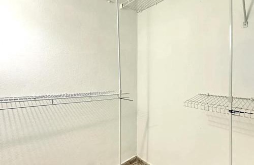 Carolina Apartamento | The Edgewater
