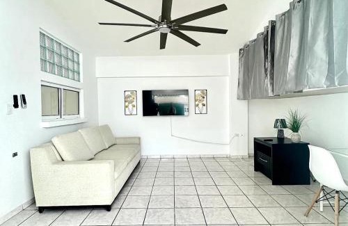 Carolina Apartamento | The Edgewater