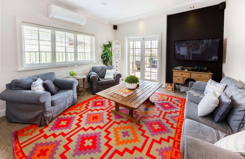 Orange Casa | The Edward Townhouses 151 - 157