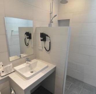 Old City Hotel | The Eight Ratvithi House