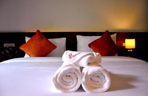 Old City Hotel | The Eight Ratvithi House