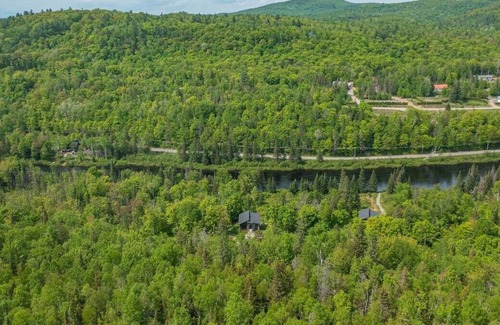 Saint-Alphonse-Rodriguez Chalet De Esquí | The Elegant – Waterfront and Spa