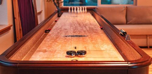 Upper Kingsbury Casa | The Elevator House - Sleeps 10