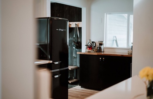 Valley of the Sun Cabina | Upscale A-Frame. Hot Tub. Dog Friendly. Elope. Close to Breckenridge
