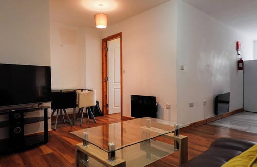 Old Trafford Apartamento | The EliteApex